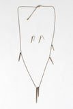 Simple Spikes Necklace
